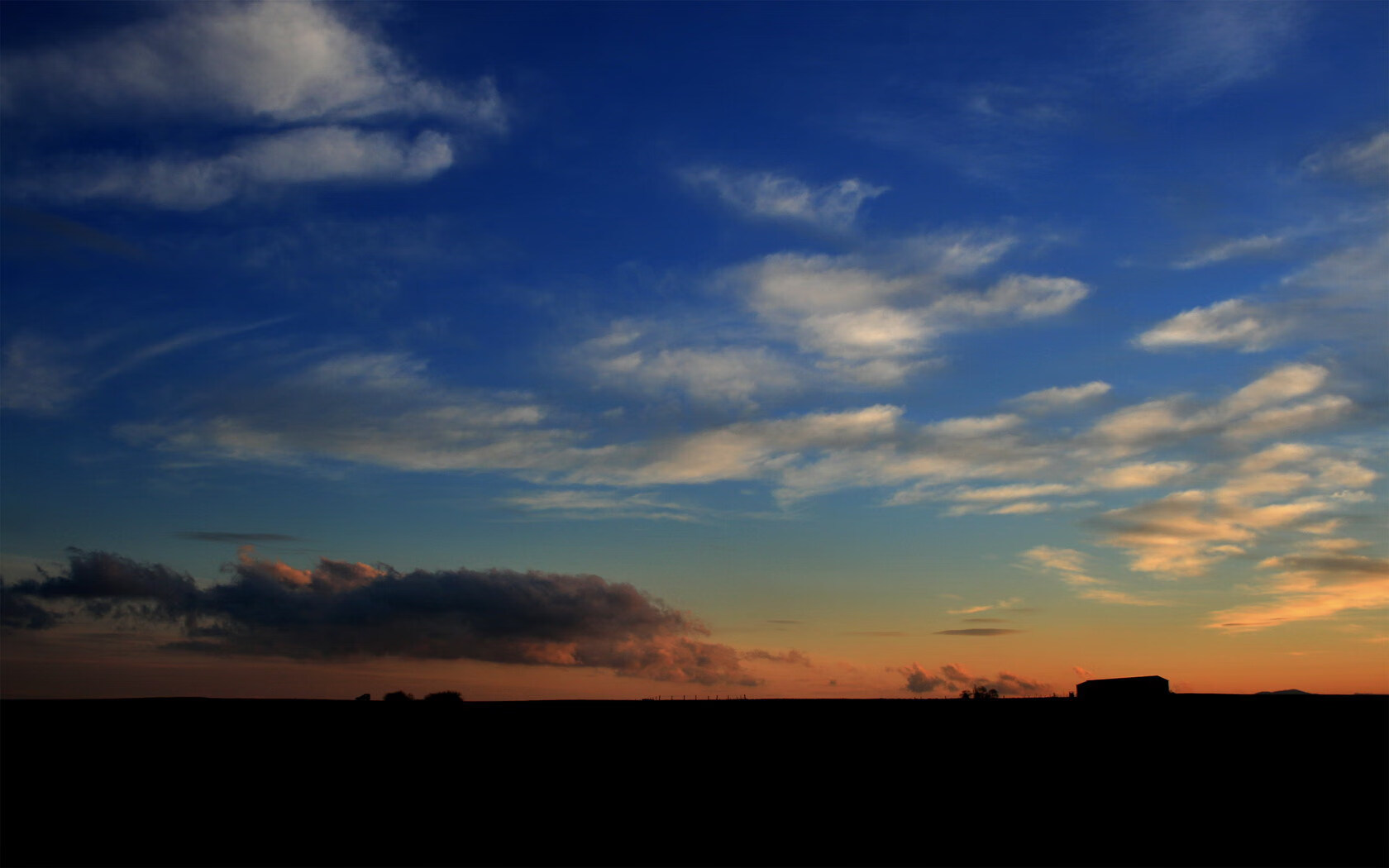 爱游戏官网下载-英格兰主帅谈出局：这是成长的代价，英格兰主教练采访