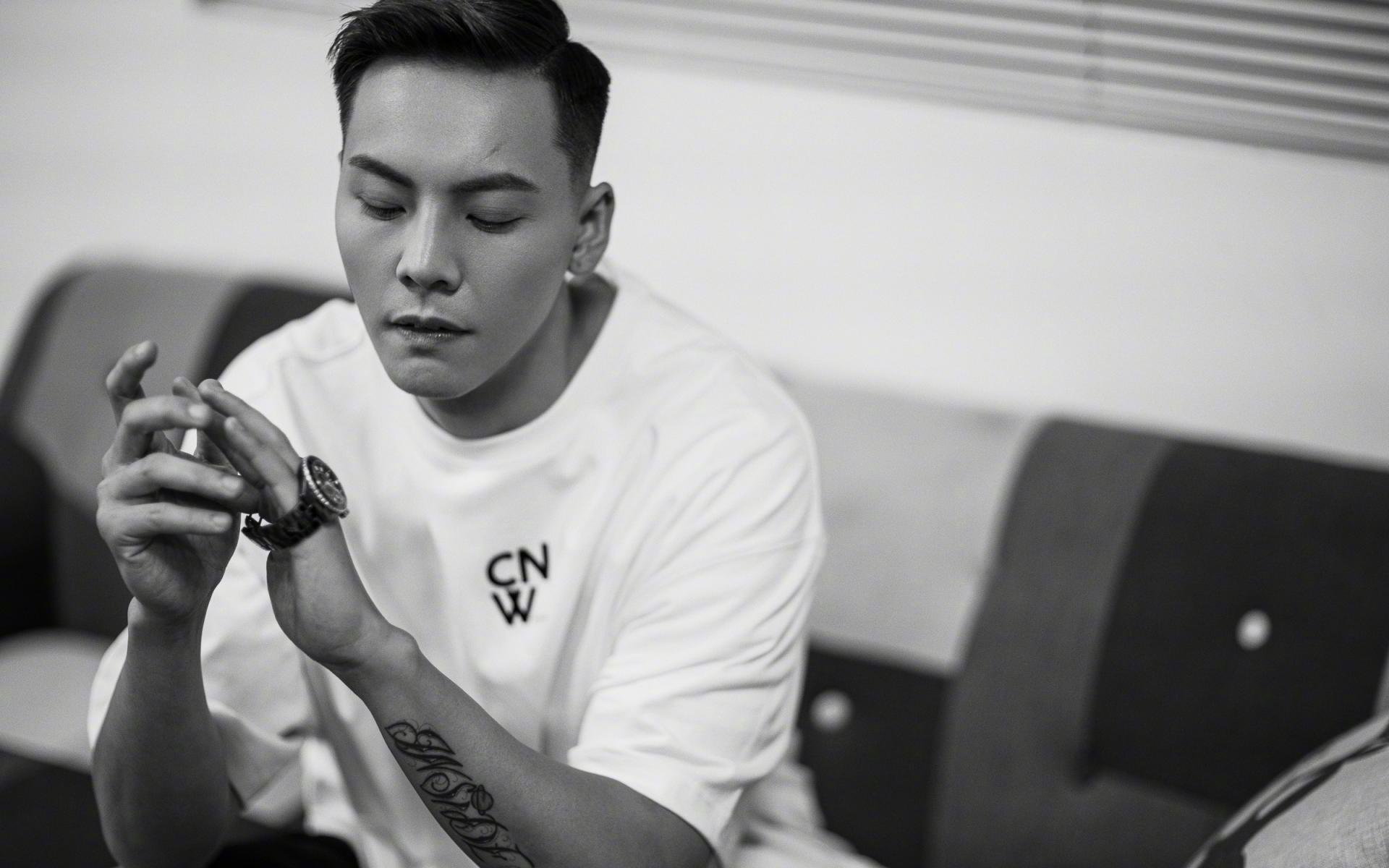 爱游戏娱乐平台-冰火两重天：公牛与勇士的较量备受瞩目，公牛和勇士