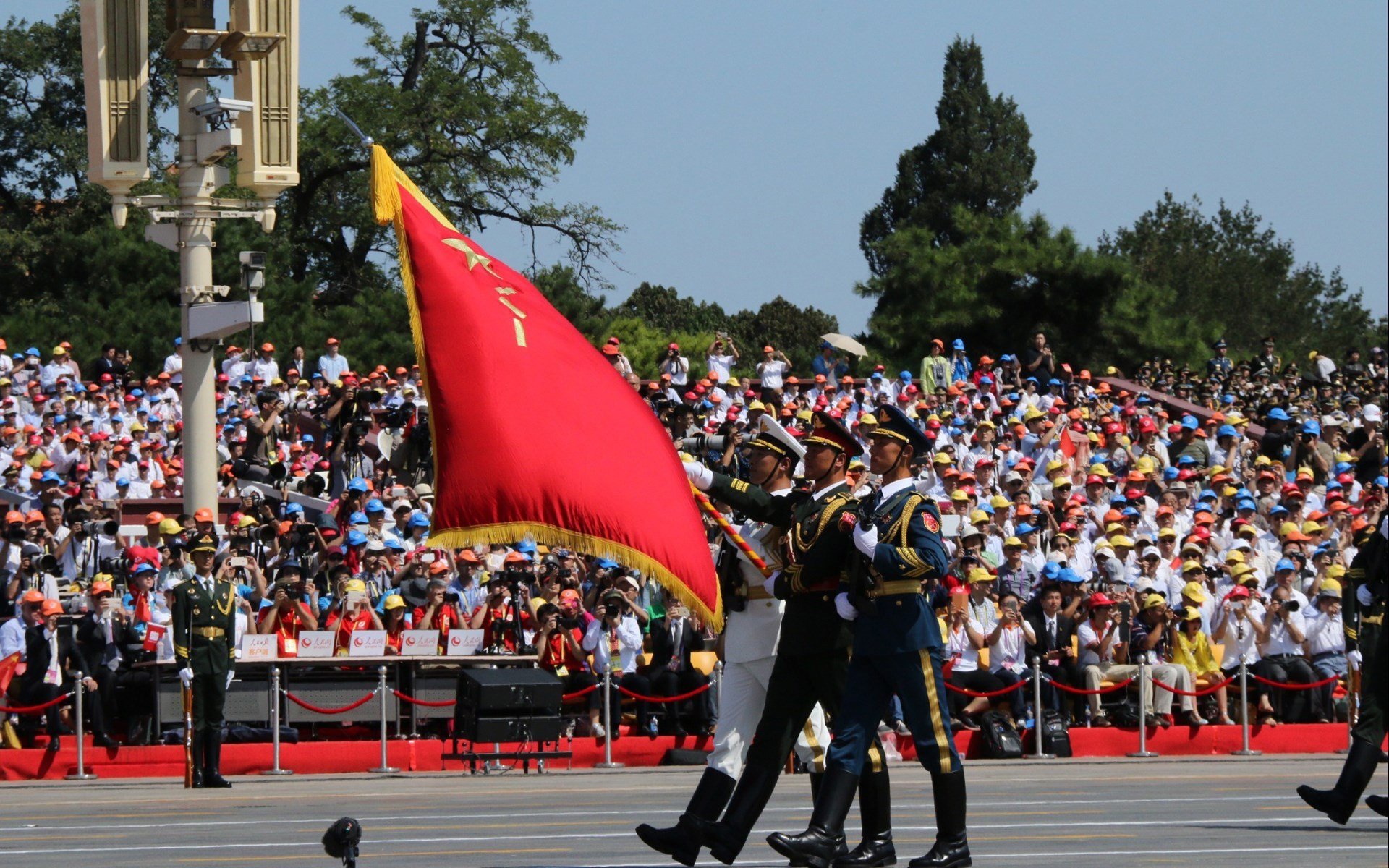中立B男队技术分段稳定性提升，中立场比赛是什么意思